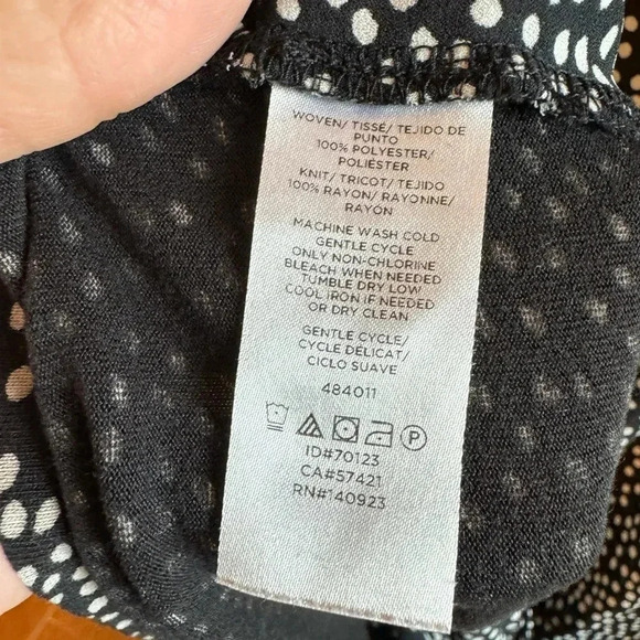 Loft Black & White Polka Dot Long Sleeve Blouse Sz M - Picture 6 of 8